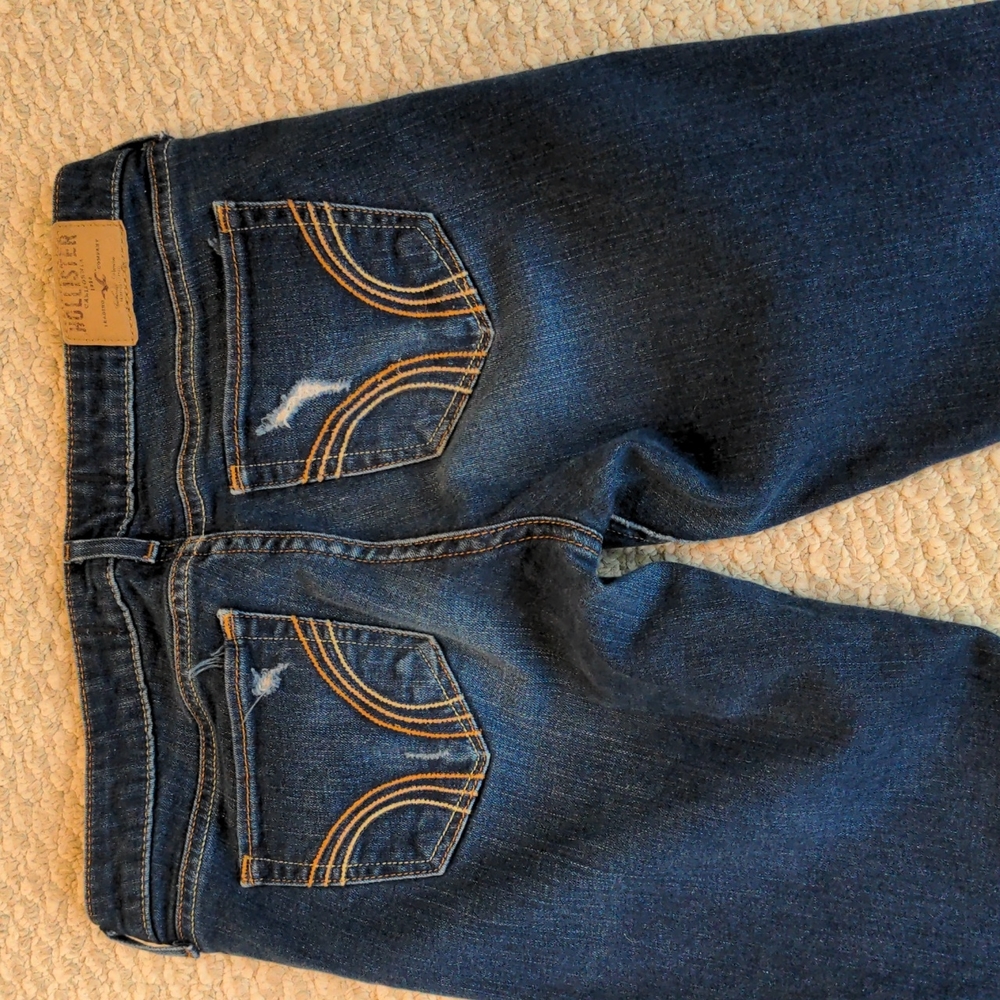 Hollister distressed jeans - Picture 8 of 8